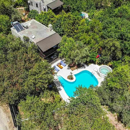 Villa 5 Star With 2 Bedrooms, 1028 Fethiye
