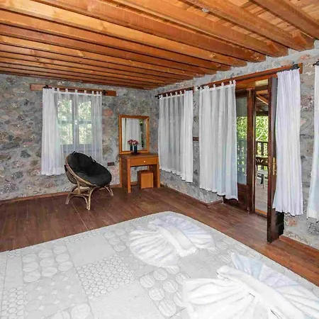 5 Star With 2 Bedrooms, 1028 Villa
